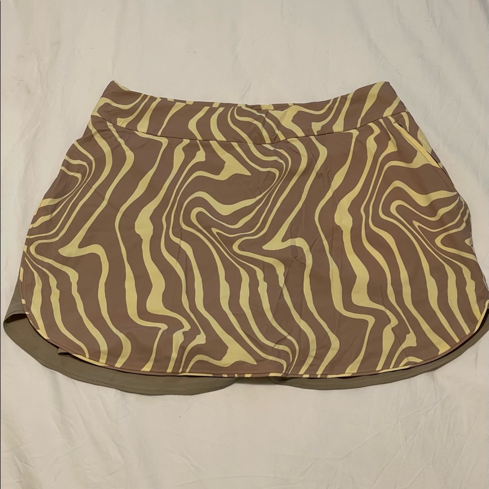 Outdoor Voices Exercise 3” Skort in Pampas Swirl - never worn!